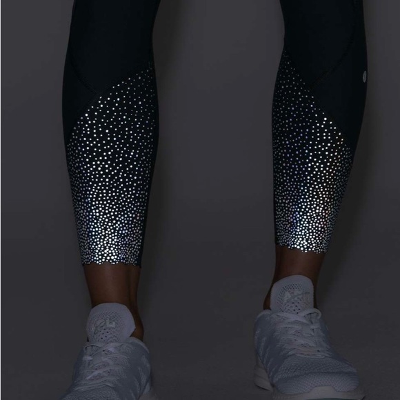 RARE EUC 💚 Lululemon Tight Stuff Tight II Dark Forest - Picture 2 of 11